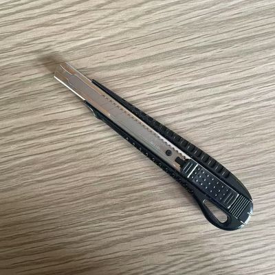 comprar Mãos de plástico 9mm facas de utilidade para materiais leves mecanismo de bloqueio de deslizamento e desempenho superior Fabricação em linha