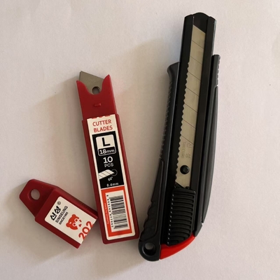 comprar Improve Your Cutting Efficiency with 18mm Cutter Blades Fits Most Knives Fabricação em linha