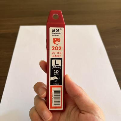 Eficiência de precisão em uma lâmina de faca de 18 mm 8 segmentos para resultados precisos