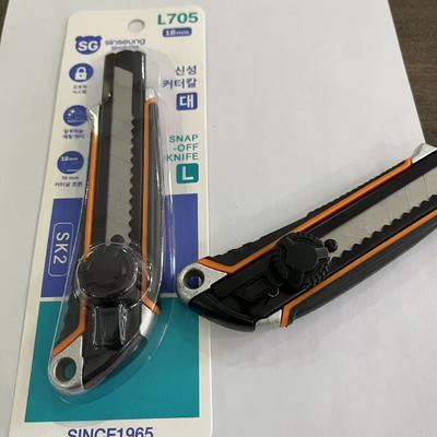 Estilete Multiuso 18mm com Lâmina Destacável para Lâminas Padrão de 18mm
