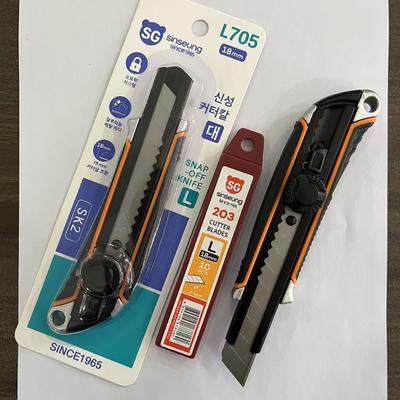 Estilete Resistente Portátil com Lâmina de 18mm e Lâmina de Aço SK2 em Alumínio